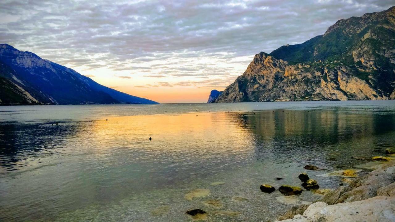 Appartamento Silvy ريفا ديل غاردا المظهر الخارجي الصورة